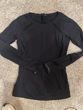 lululemon athletica Black Long-Sleeve Performance Tee